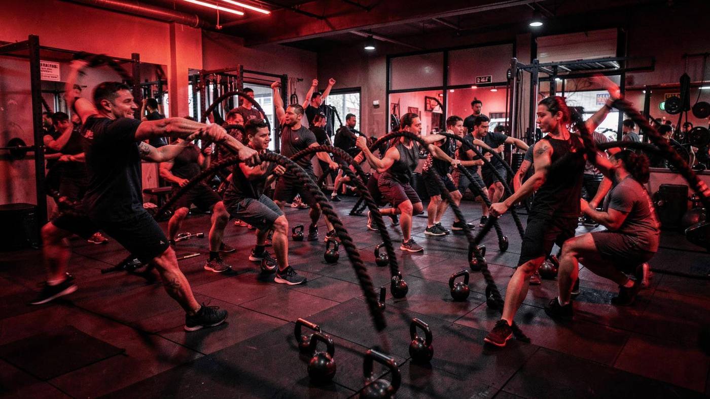 Group functional training class in progress